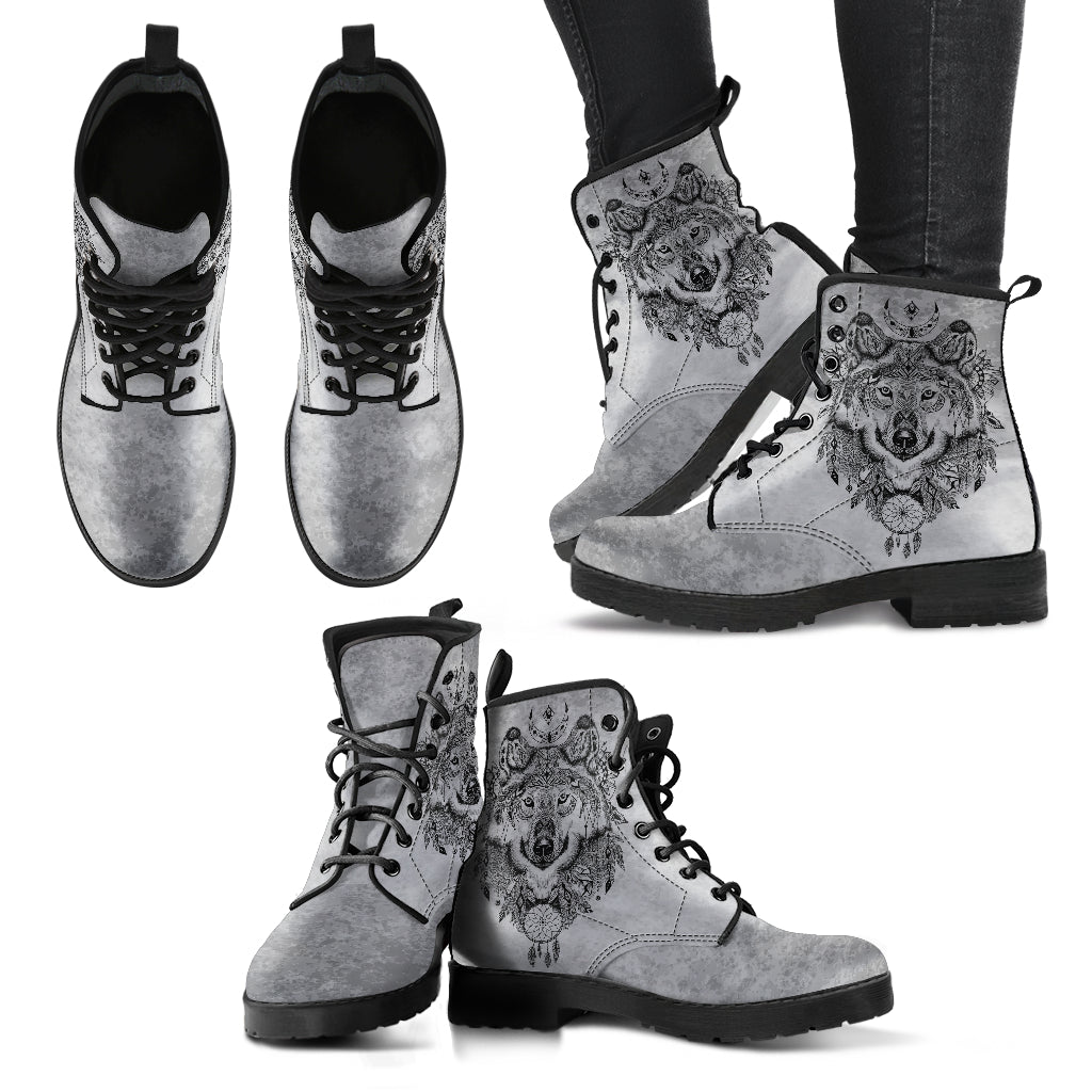 Boho Wolf boots