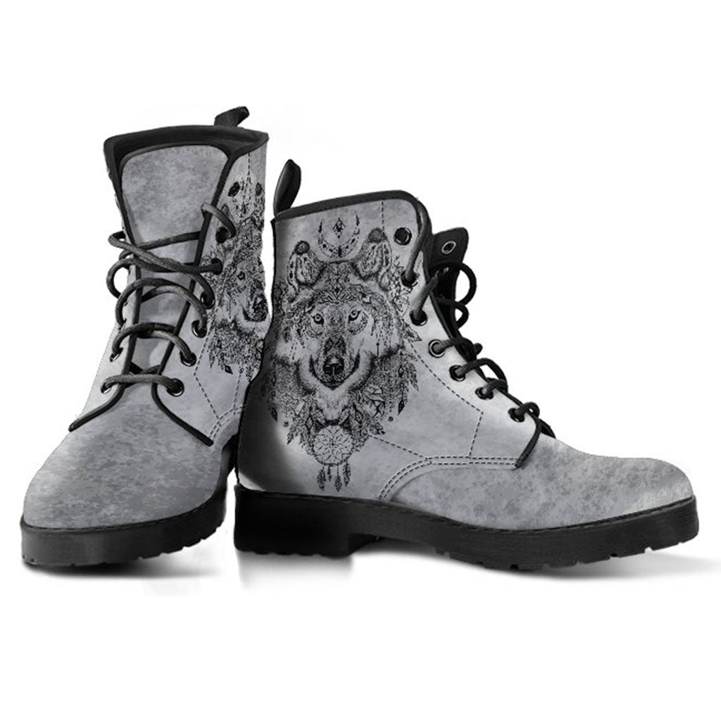 Boho Wolf boots