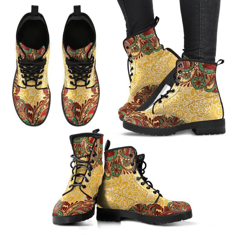 Leather Boots - Henna Art