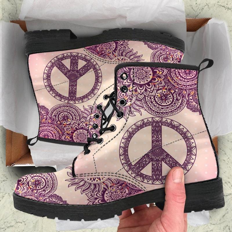 Leather Boots - Henna Art Peace